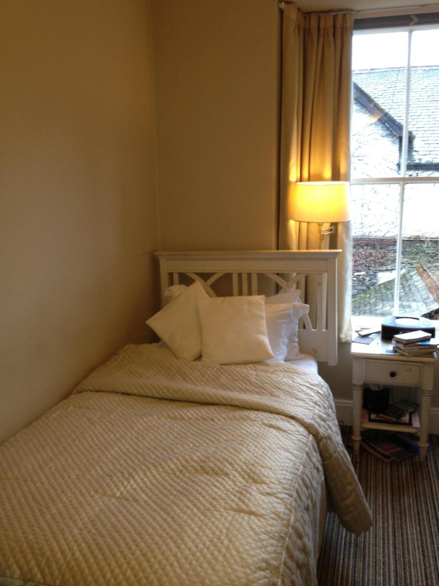 Dene House Guest House ボウネス＝オン＝ウィンダミア エクステリア 写真
